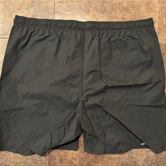 Old Navy Men's Swim Trunks, 7-inch, Black - Size XXL (BRAND NEW WITH TAG) - Picture 2 of 6